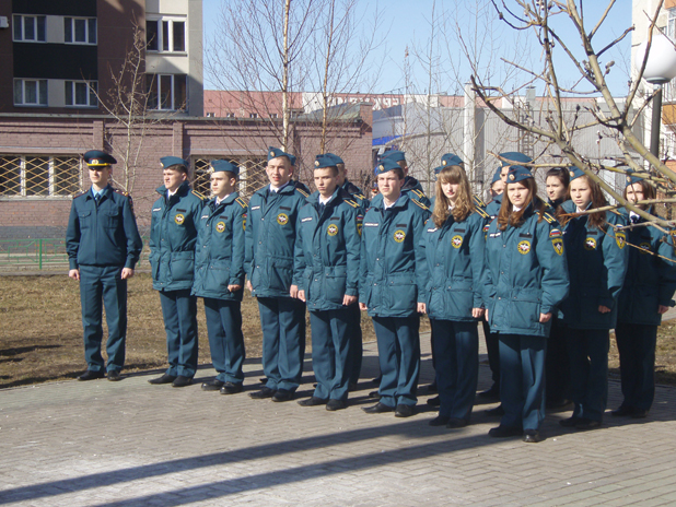 в почетном карауле